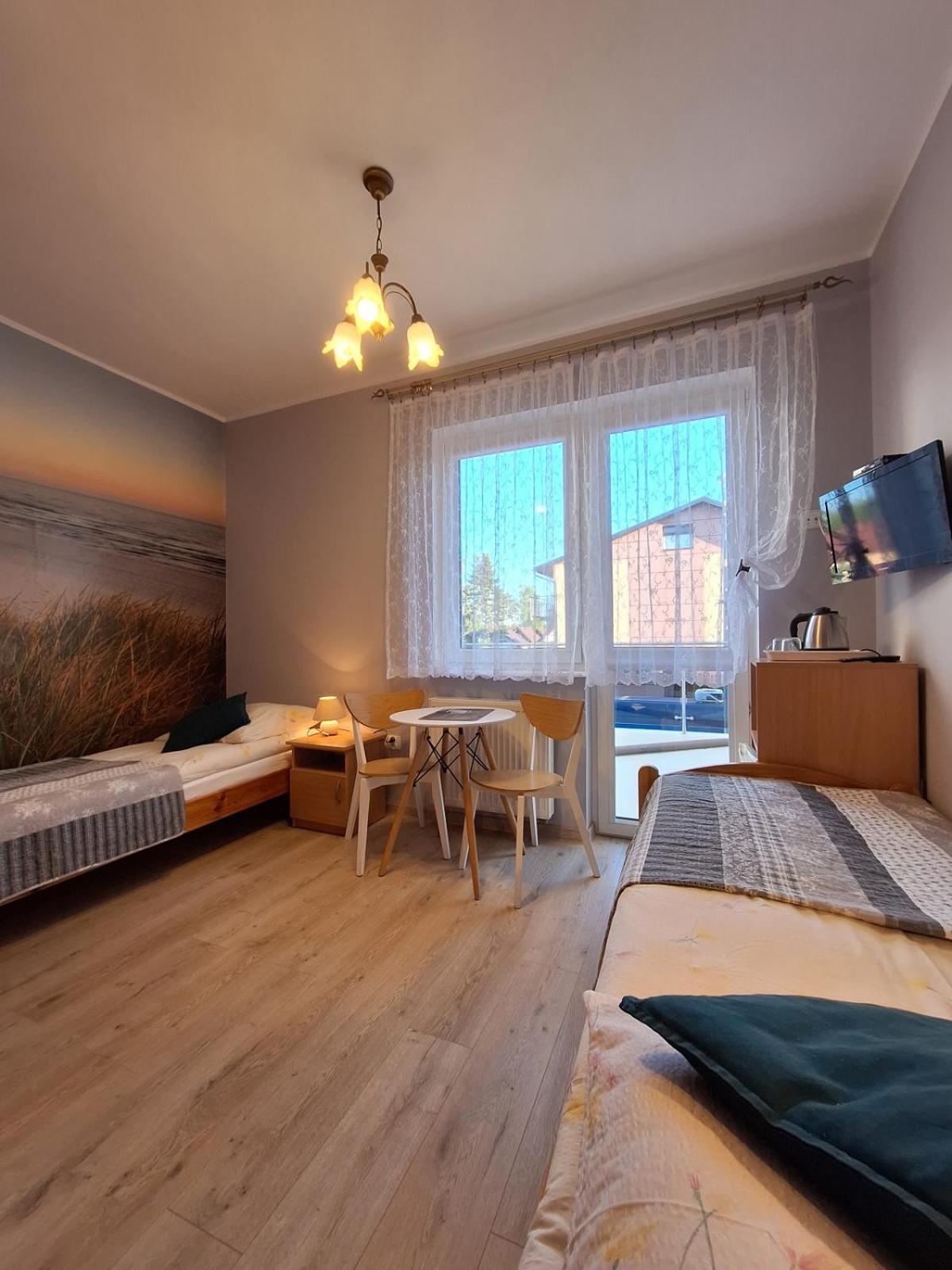 Helios Hotel Debki Exterior photo